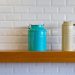 Jak układać płytki ceramiczne na ścianie w kuchni?